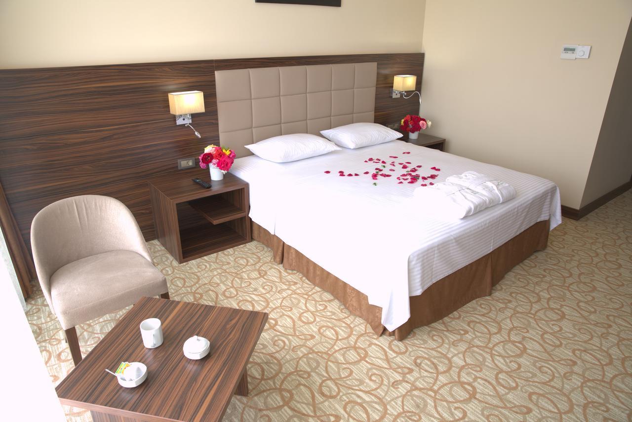 Safa Sorgun Thermal Hotel Buitenkant foto