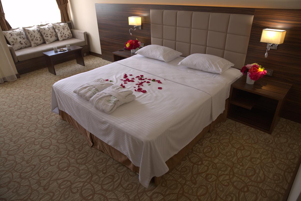 Safa Sorgun Thermal Hotel Buitenkant foto